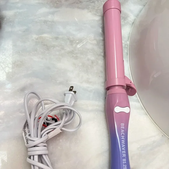 Beachwaver B1.25 Curling Iron in Pink and Purple display picture 2